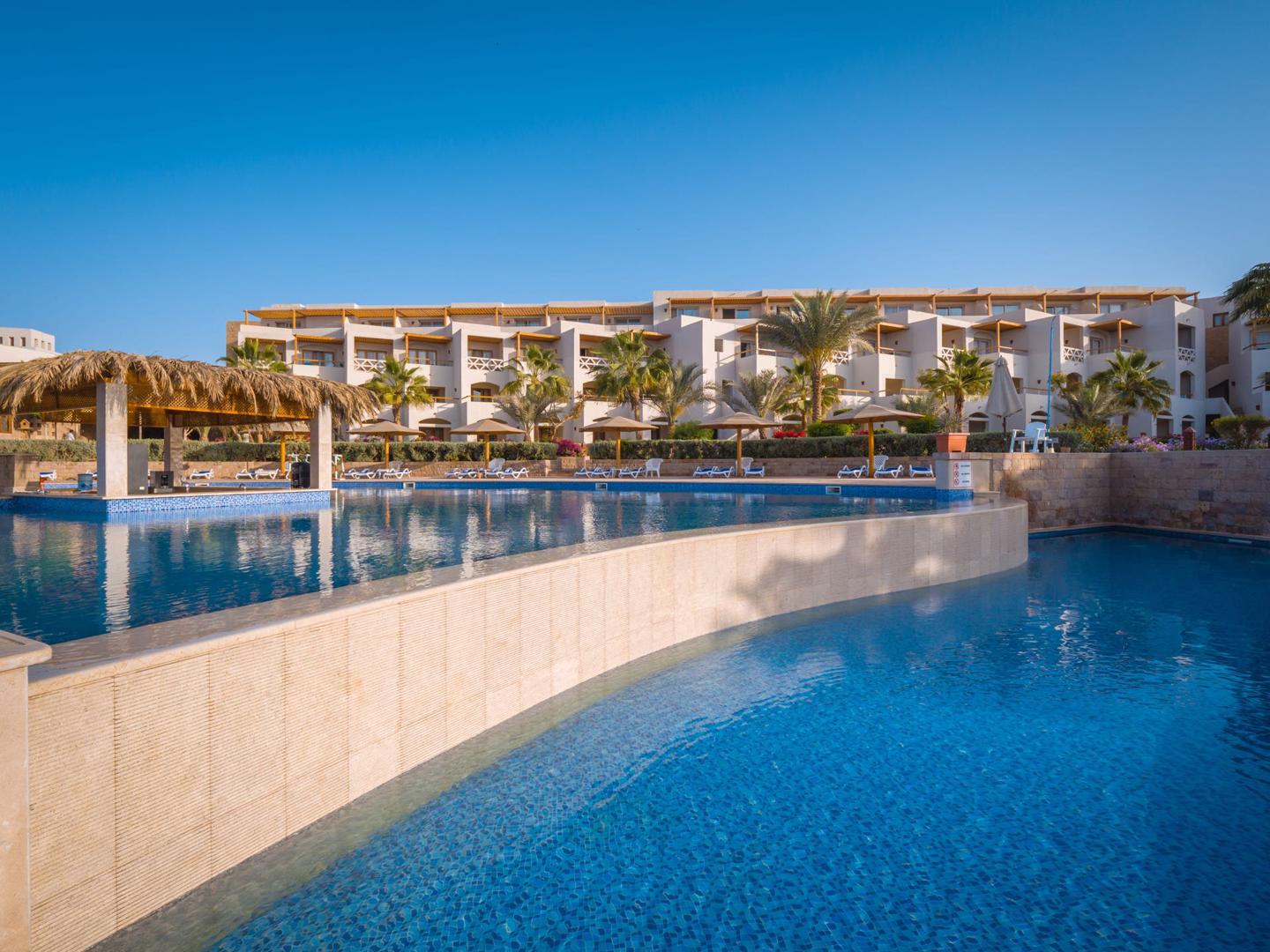 Fort Arabesque Beach Resort